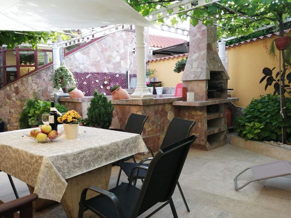 T&D Apartmani Pula Ngoại thất bức ảnh