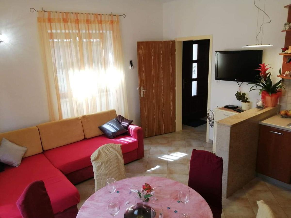 T&D Apartmani Pula Ngoại thất bức ảnh